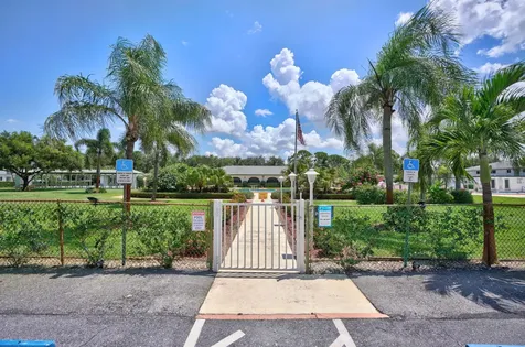 6 Garden Street Tequesta FL 33469