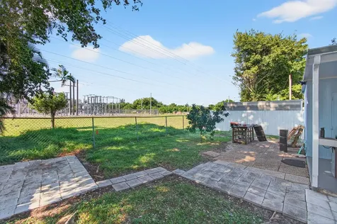 22849 Tradewind Road Boca Raton FL 33428