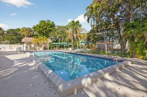 7547 Nw 79th Avenue Tamarac FL 33321