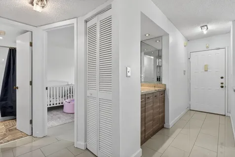 7547 Nw 79th Avenue Tamarac FL 33321