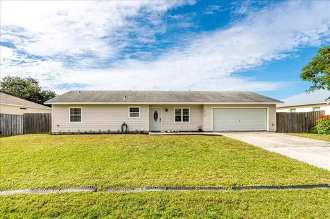 1972 Se Esterbrook Street Port Saint Lucie FL 34983