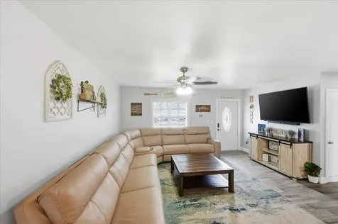 1972 Se Esterbrook Street Port Saint Lucie FL 34983