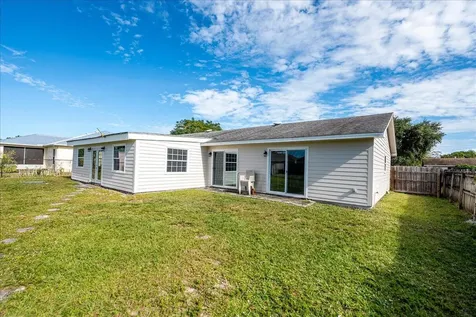 1972 Se Esterbrook Street Port Saint Lucie FL 34983