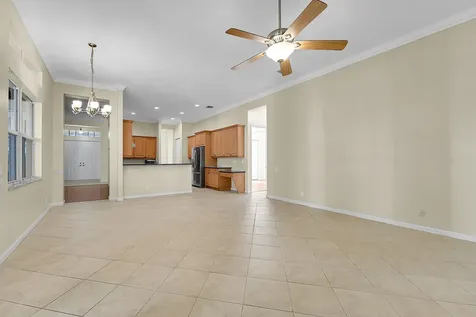 211 Nw Pleasant Grove Way Port Saint Lucie FL 34986