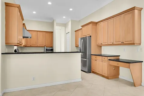 211 Nw Pleasant Grove Way Port Saint Lucie FL 34986