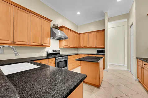 211 Nw Pleasant Grove Way Port Saint Lucie FL 34986