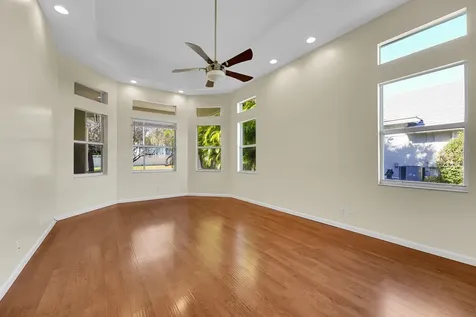 211 Nw Pleasant Grove Way Port Saint Lucie FL 34986