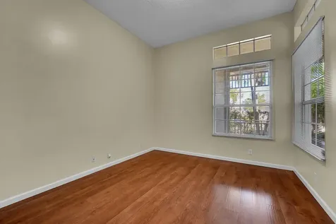 211 Nw Pleasant Grove Way Port Saint Lucie FL 34986