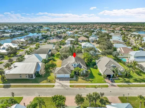 211 Nw Pleasant Grove Way Port Saint Lucie FL 34986