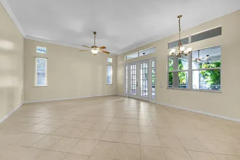211 Nw Pleasant Grove Way Port Saint Lucie FL 34986