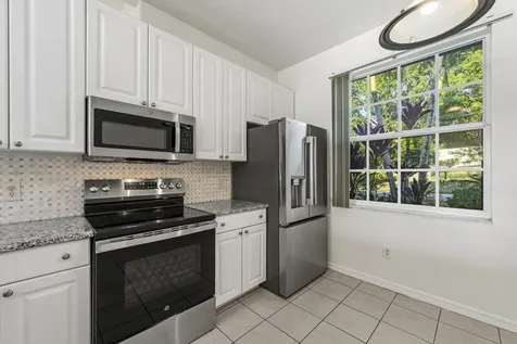558 Waverly Circle Port Saint Lucie FL 34983