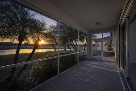 558 Waverly Circle Port Saint Lucie FL 34983