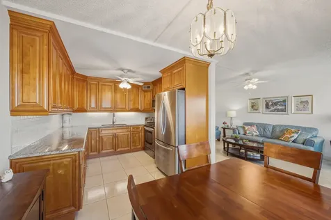 3063 Yarmouth D Boca Raton FL 33434