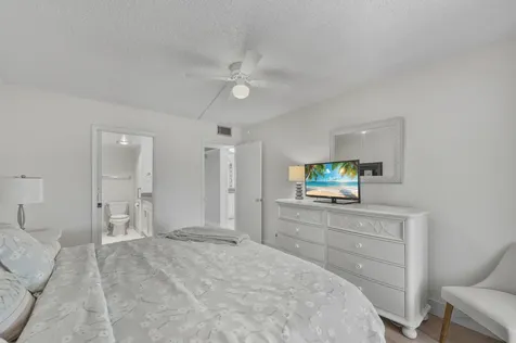 3063 Yarmouth D Boca Raton FL 33434