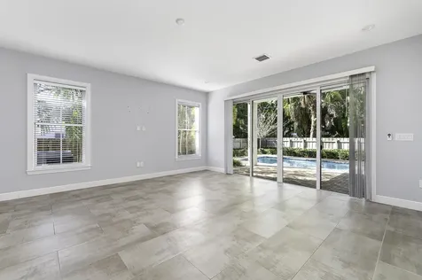 1031 Ne 13th Avenue Fort Lauderdale FL 33304