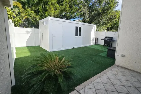 4135 Eastridge Circle Deerfield Beach FL 33064