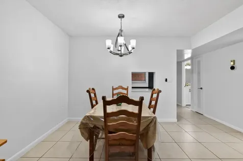 2615 Ne 1st Court Boynton Beach FL 33435