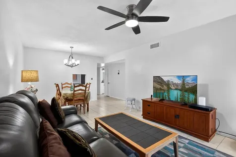 2615 Ne 1st Court Boynton Beach FL 33435