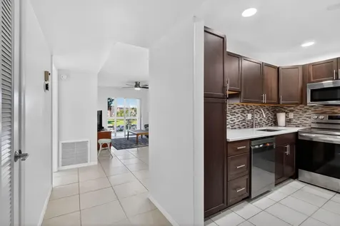 2615 Ne 1st Court Boynton Beach FL 33435