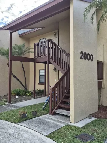2006 Lakeview Drive Royal Palm Beach FL 33411