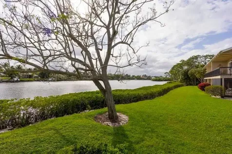 18419 Se Wood Haven Lane Jupiter FL 33469