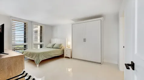 5380 N Ocean Drive Singer Island FL 33404