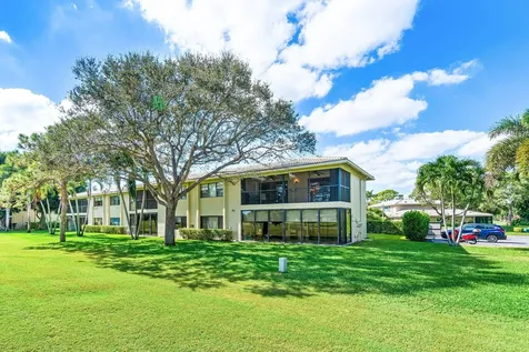 3 Stratford Drive Boynton Beach FL 33436