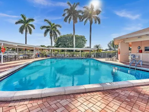 5926 Los Alamos Lane Delray Beach FL 33484
