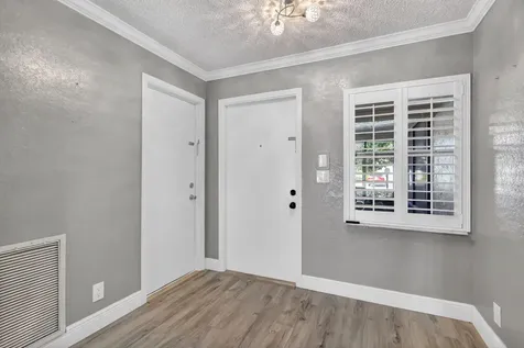 5926 Los Alamos Lane Delray Beach FL 33484