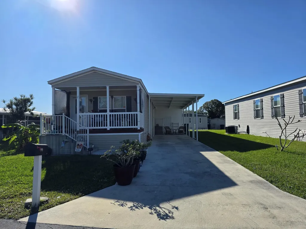 99 Sandhill Boulevard Fort Pierce FL 34982