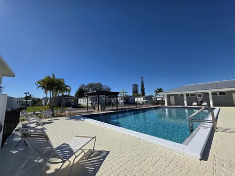 99 Sandhill Boulevard Fort Pierce FL 34982
