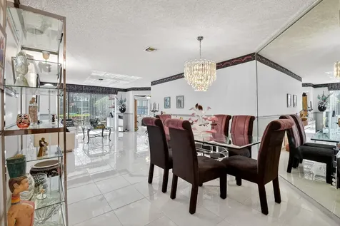 5099 Splendido Court Boynton Beach FL 33437