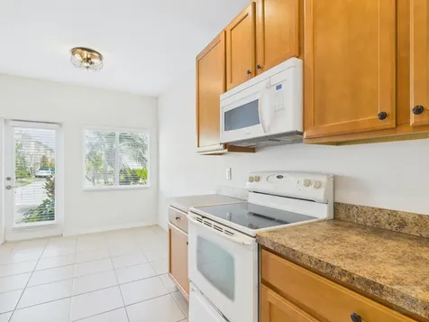 2139 Se Jamieson Drive Port Saint Lucie FL 34952