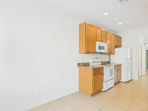2139 Se Jamieson Drive Port Saint Lucie FL 34952