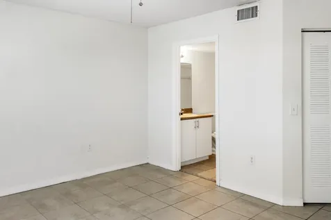 5065 Wiles Road Coconut Creek FL 33073