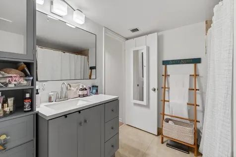 1100 Scotia Drive Hypoluxo FL 33462