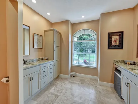 3950 Horse Trail Loxahatchee FL 33470