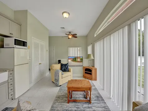 3950 Horse Trail Loxahatchee FL 33470