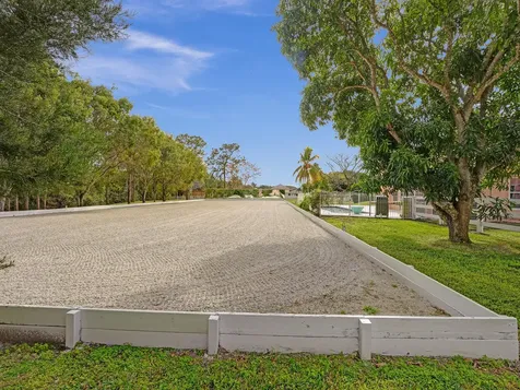 3950 Horse Trail Loxahatchee FL 33470