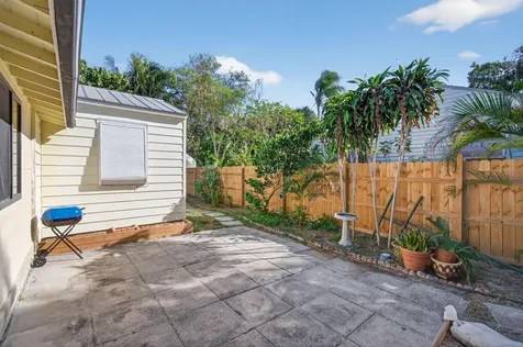 1122 N L Street Lake Worth Beach FL 33460