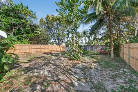 1122 N L Street Lake Worth Beach FL 33460