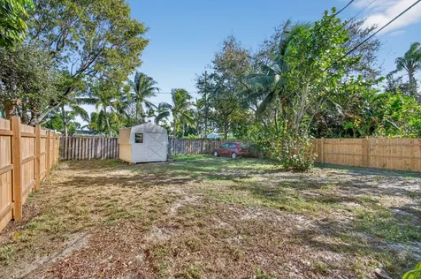 1122 N L Street Lake Worth Beach FL 33460