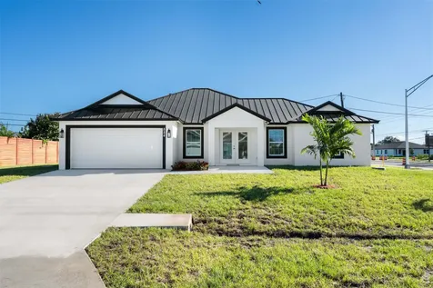884 Sw Thrift Avenue Port Saint Lucie FL 34953