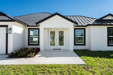 884 Sw Thrift Avenue Port Saint Lucie FL 34953
