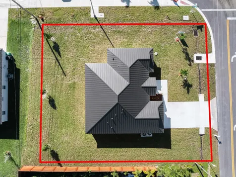884 Sw Thrift Avenue Port Saint Lucie FL 34953
