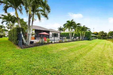 10742 Paso Fino Drive Lake Worth FL 33449