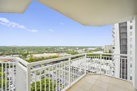 18051 Biscayne Boulevard Aventura FL 33160