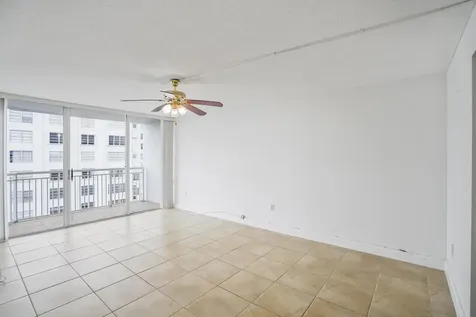 18051 Biscayne Boulevard Aventura FL 33160