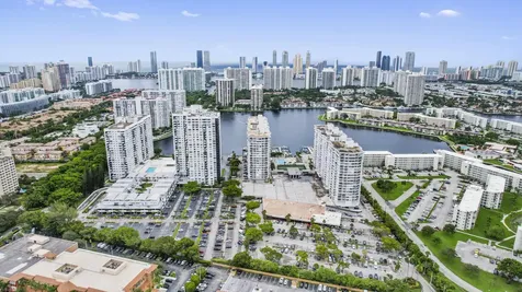 18051 Biscayne Boulevard Aventura FL 33160