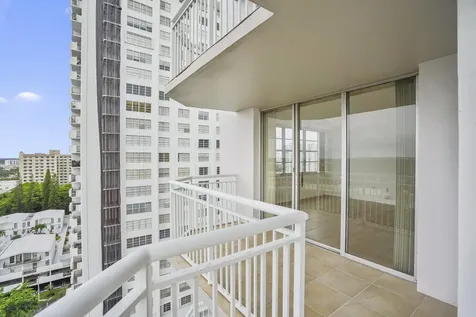 18051 Biscayne Boulevard Aventura FL 33160